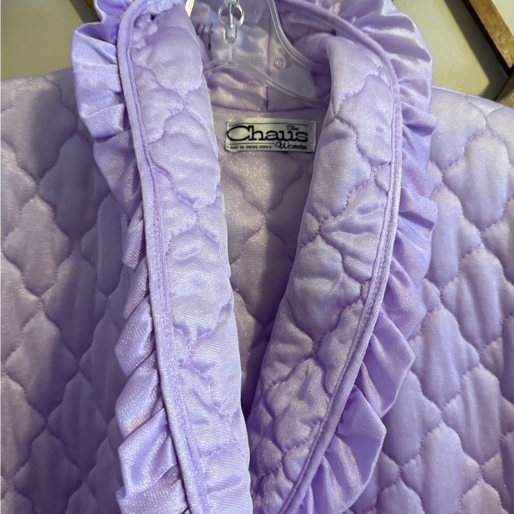 Vintage The Chaus Woman Violet Robe with ruffle details pockets original belt M - Picture 5 of 8